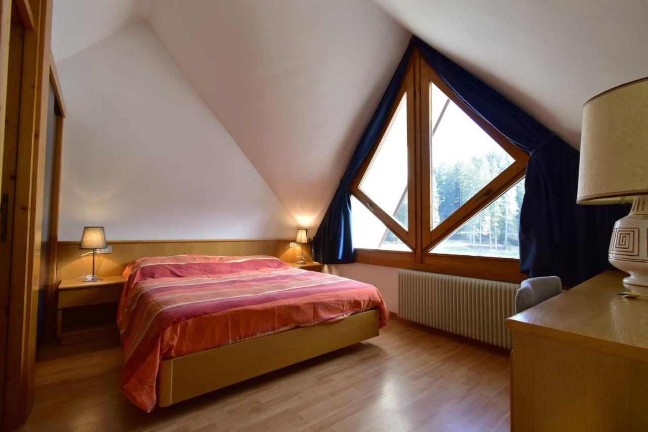 Ville Golf & Ski Madonna Zewnętrze zdjęcie